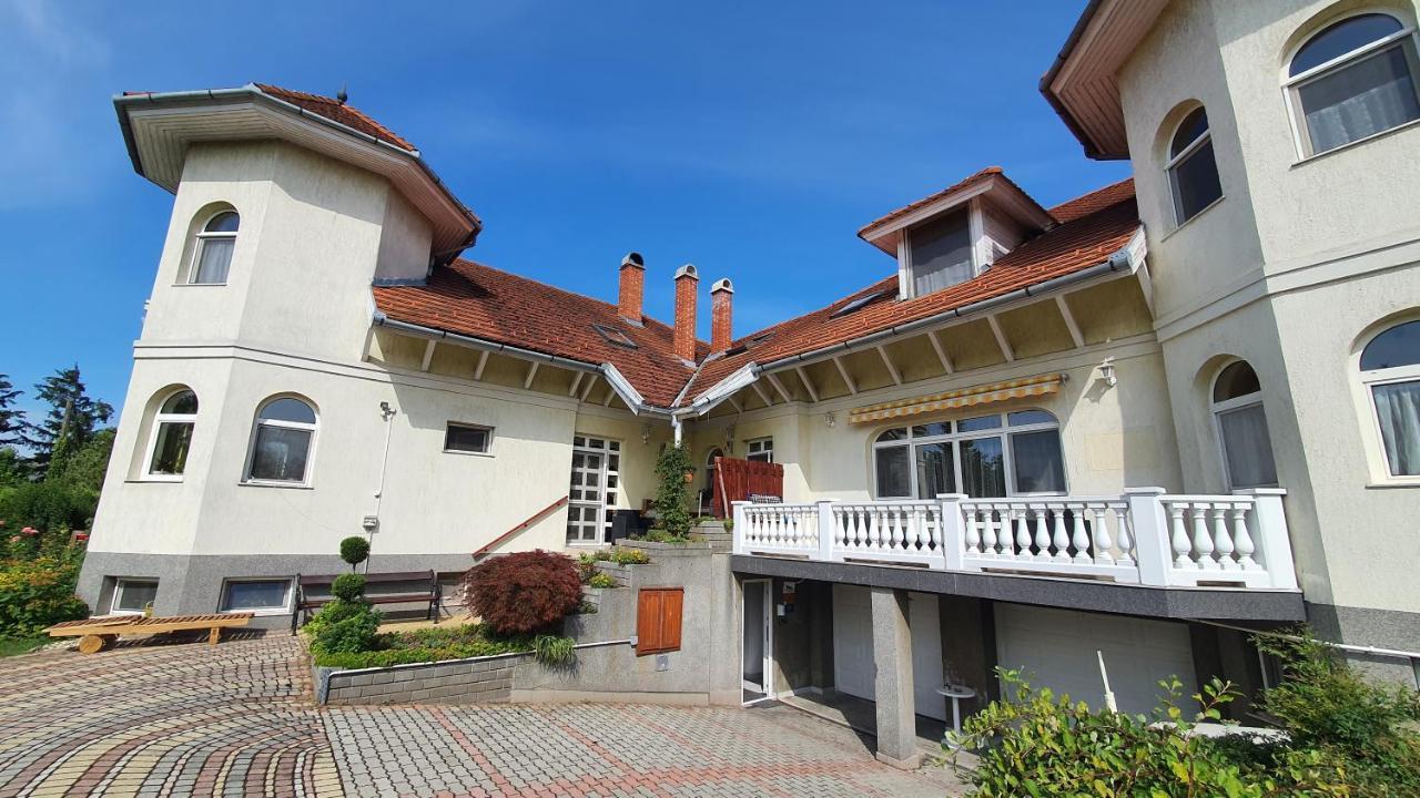 Apartment In Siofok/Balaton 19942 Экстерьер фото